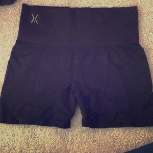 Tummie Shaping Shorts